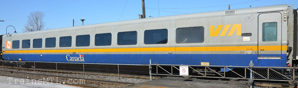 Passenger car VIA 3366 left side / Wagon de passager VIA 3366 cot gauche