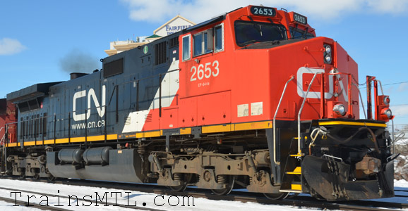 Locomotive CN2653 right side / cot droit