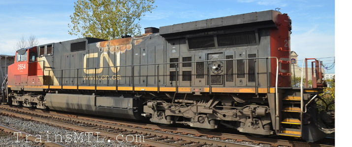 Locomotive CN2654 left side / cot gauche