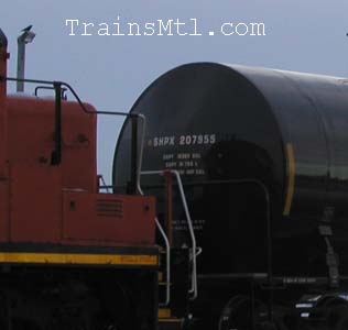 picture of front page of field guide to tank cars / Photo de la page principal du field guide to tank cars.